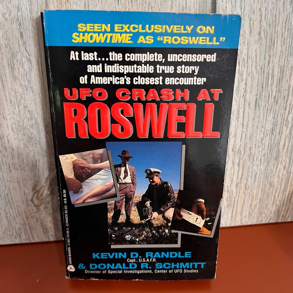 UFO Crash at Roswell Kevin Randle Donald Schmitt 1991 Paperback First Printing
